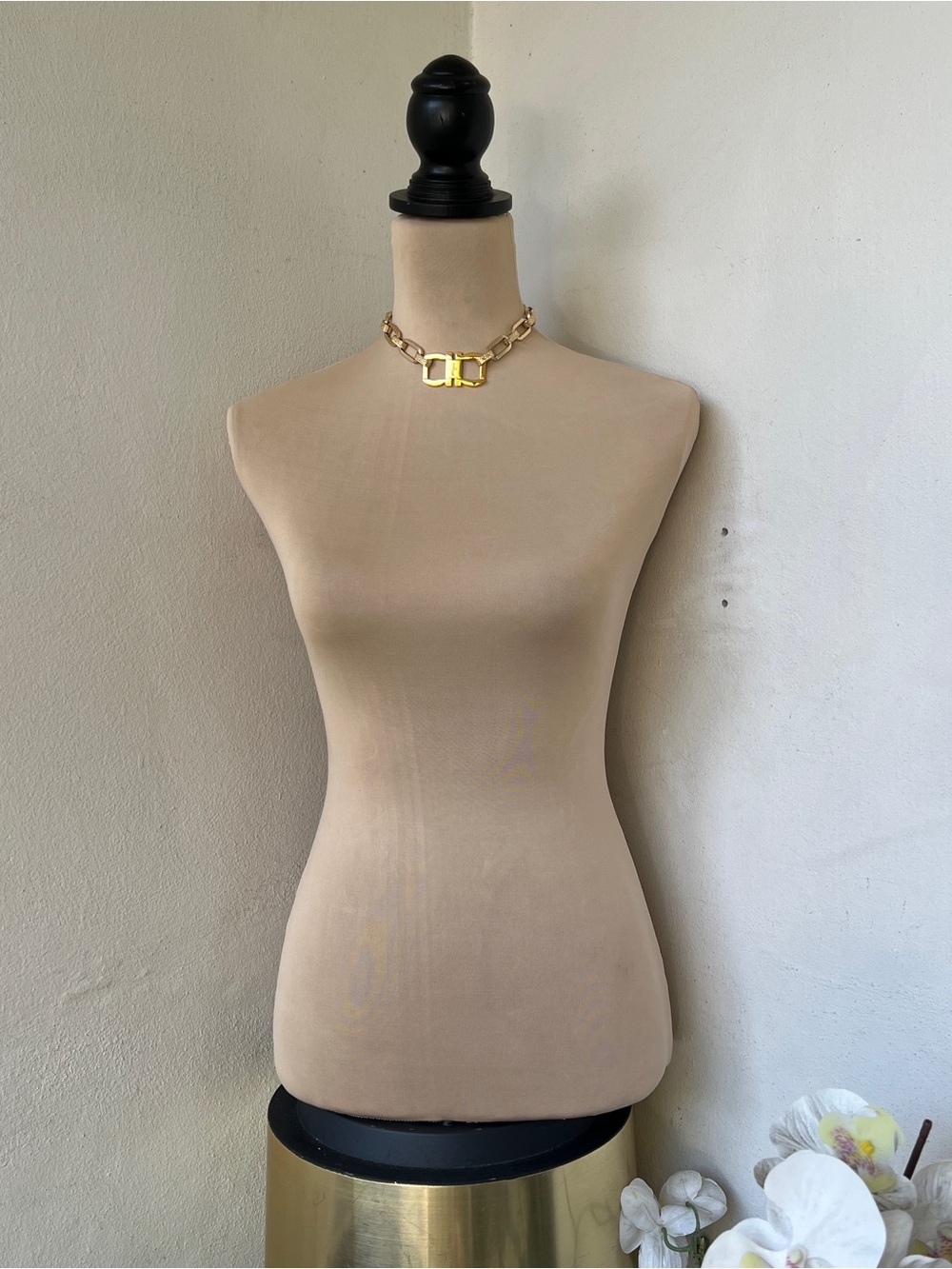 Custom Salvatore Ferragamo Vintage Gold Statement Choker Necklace 15” - Picture 10 of 11